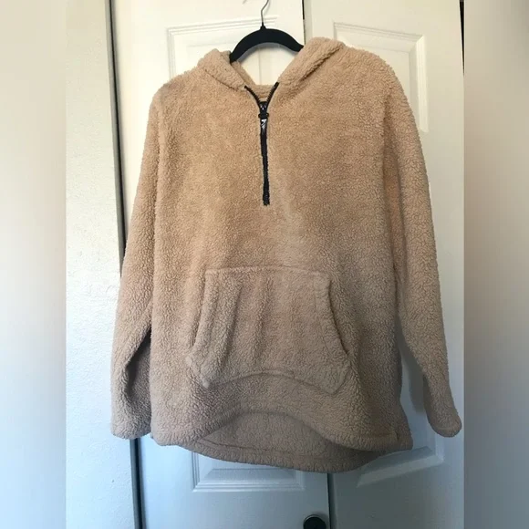 Victorias Secret PINK tan Sherpa hooded - Picture 1 of 3